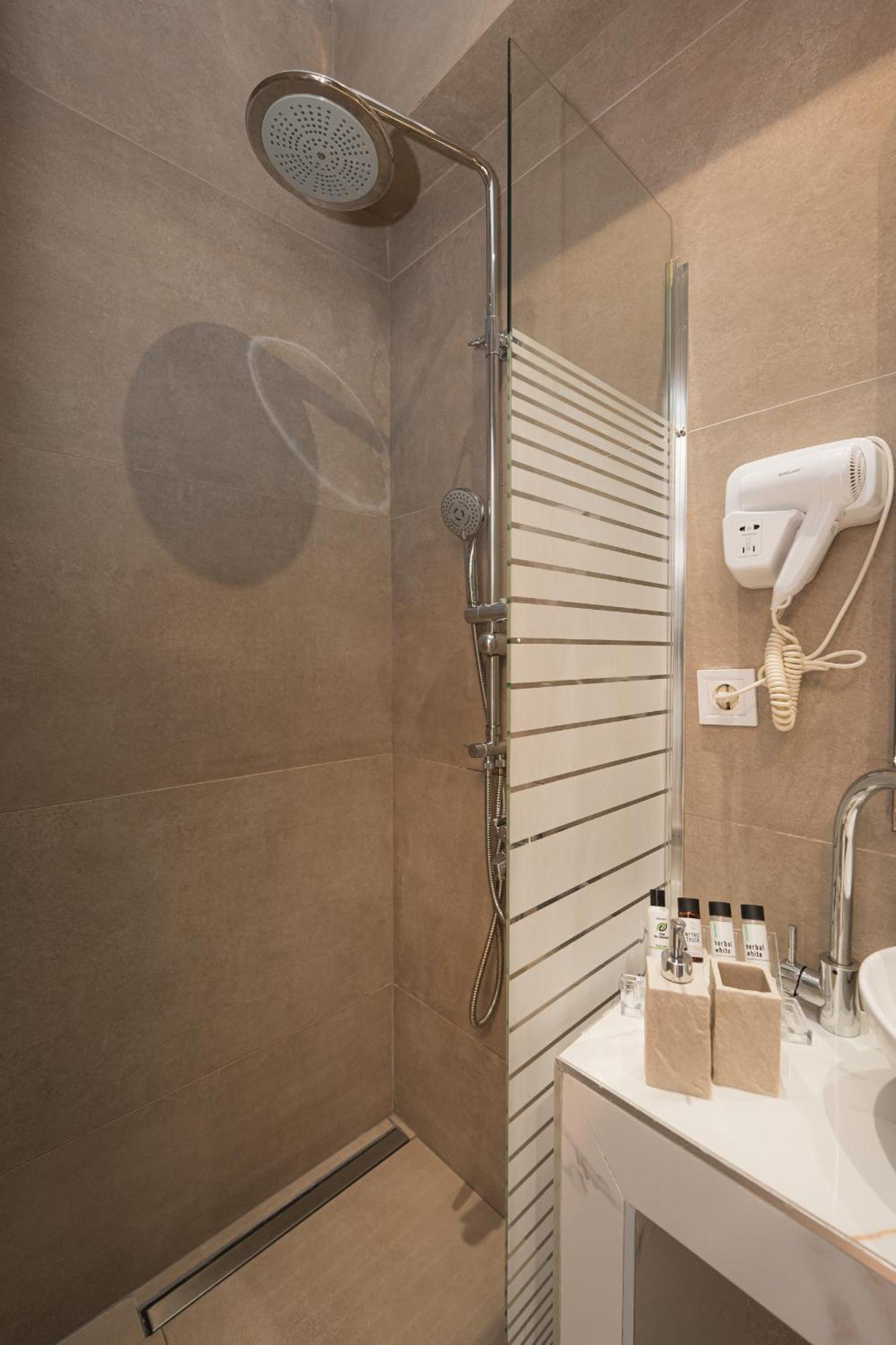 Centralviewsuites Néa Mudaniá Kültér fotó