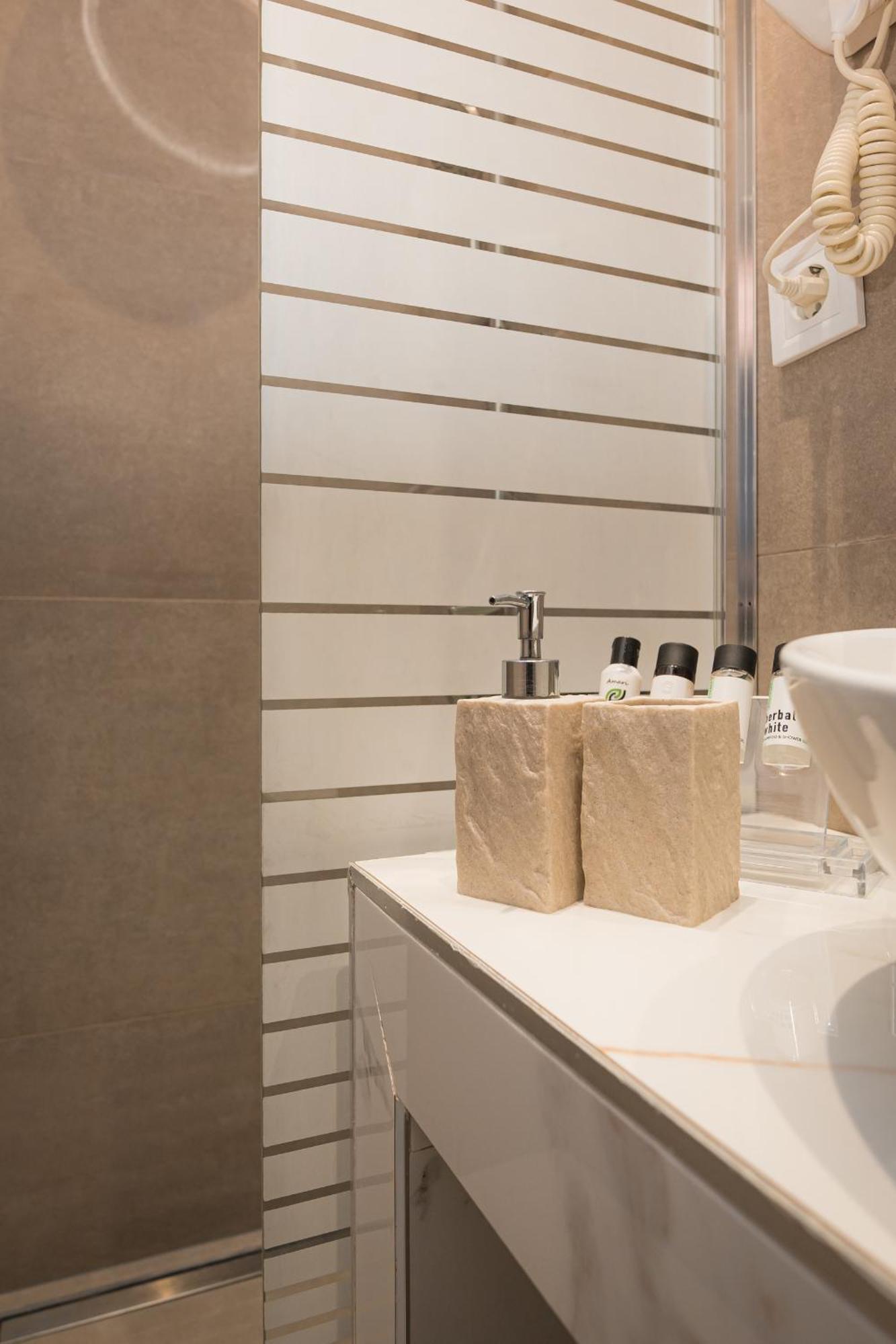 Centralviewsuites Néa Mudaniá Kültér fotó